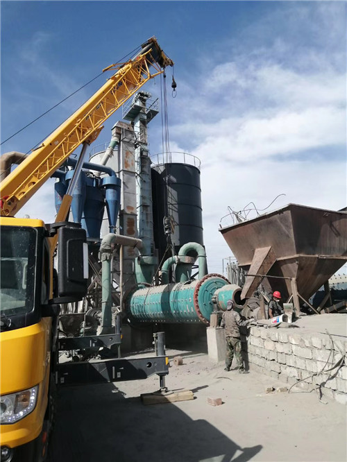 萍乡市设备搬运等各类工程项目中，吊车起着关键作用