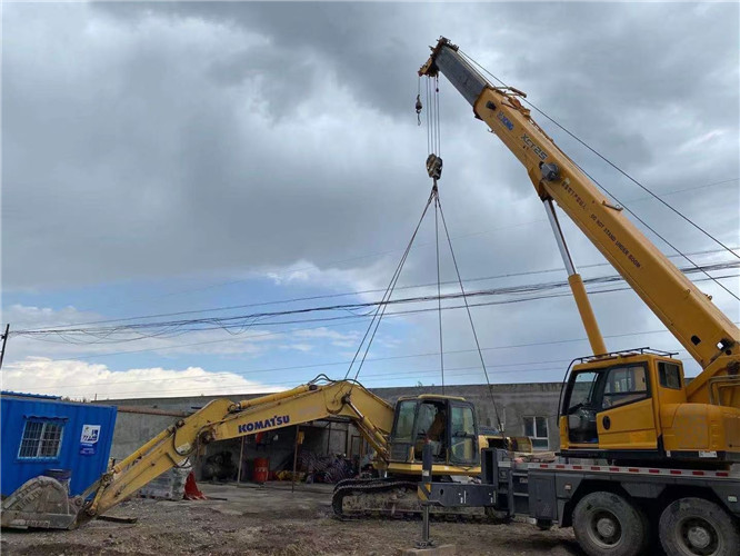 萍乡市25吨吊车的工作半径是多少？